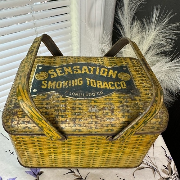 Vintage Sensations Tobacco Tin - Picture 1 of 7